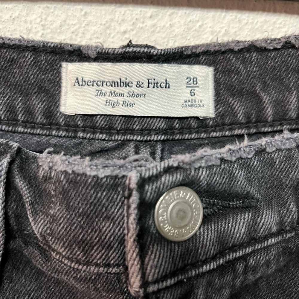Abercrombie & Fitch Black Jean Shorts - Picture 4 of 4